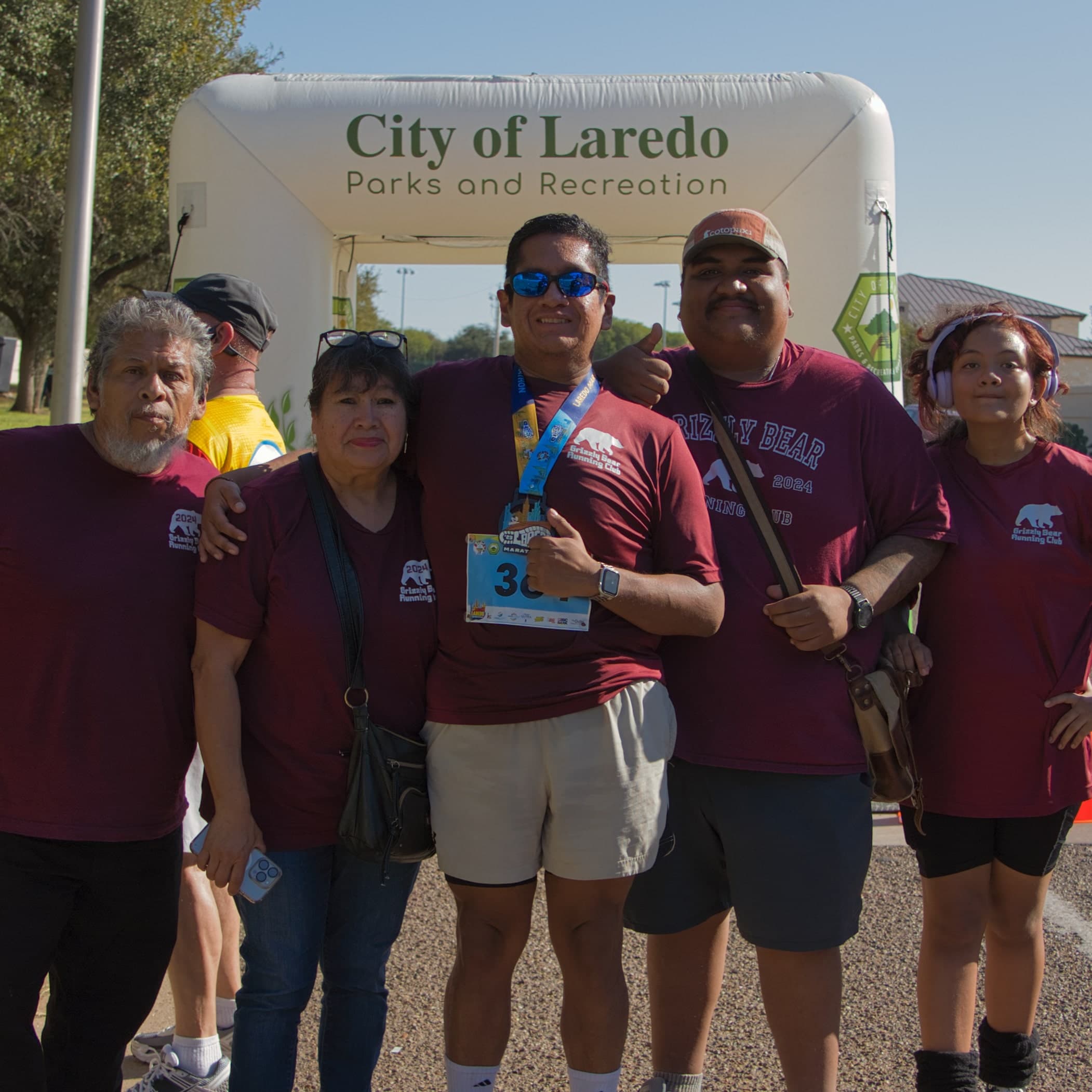 Laredo half marathon group photo