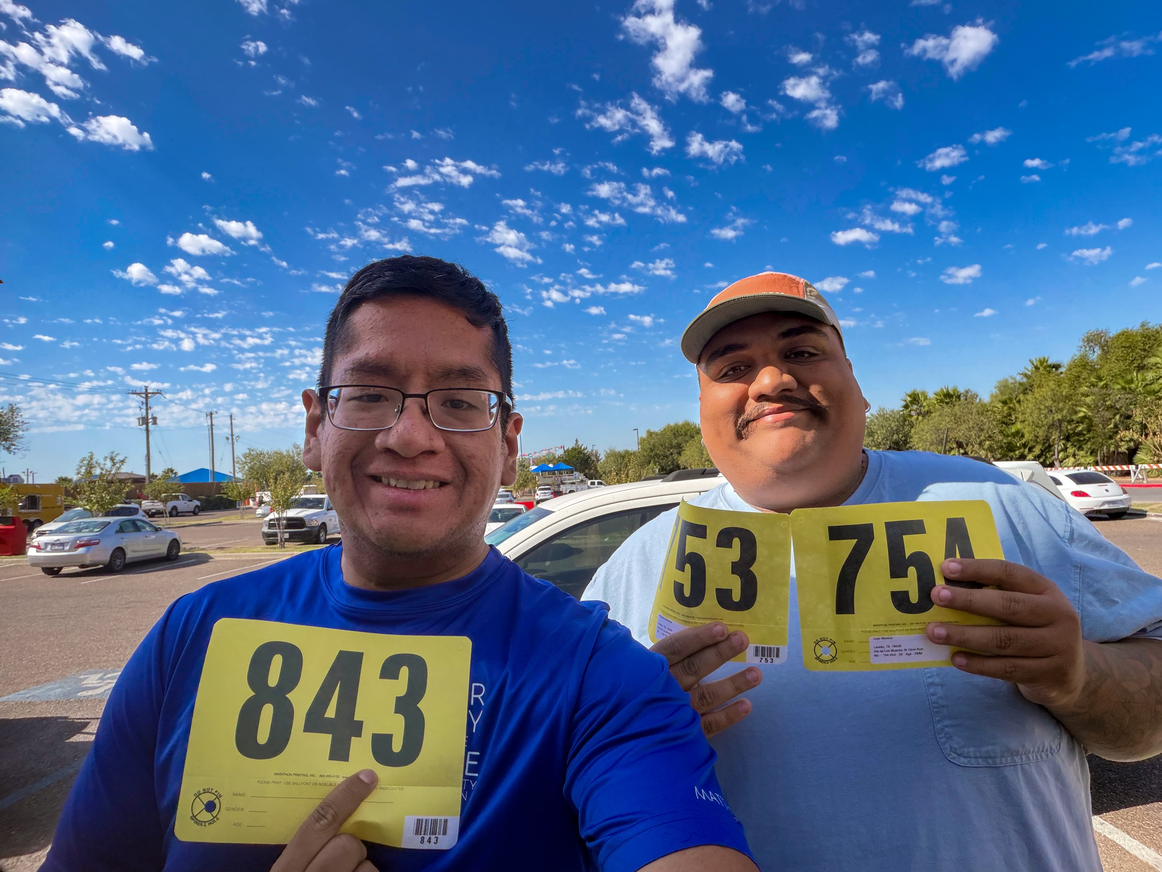 dia de lost muertos event picking up bibs