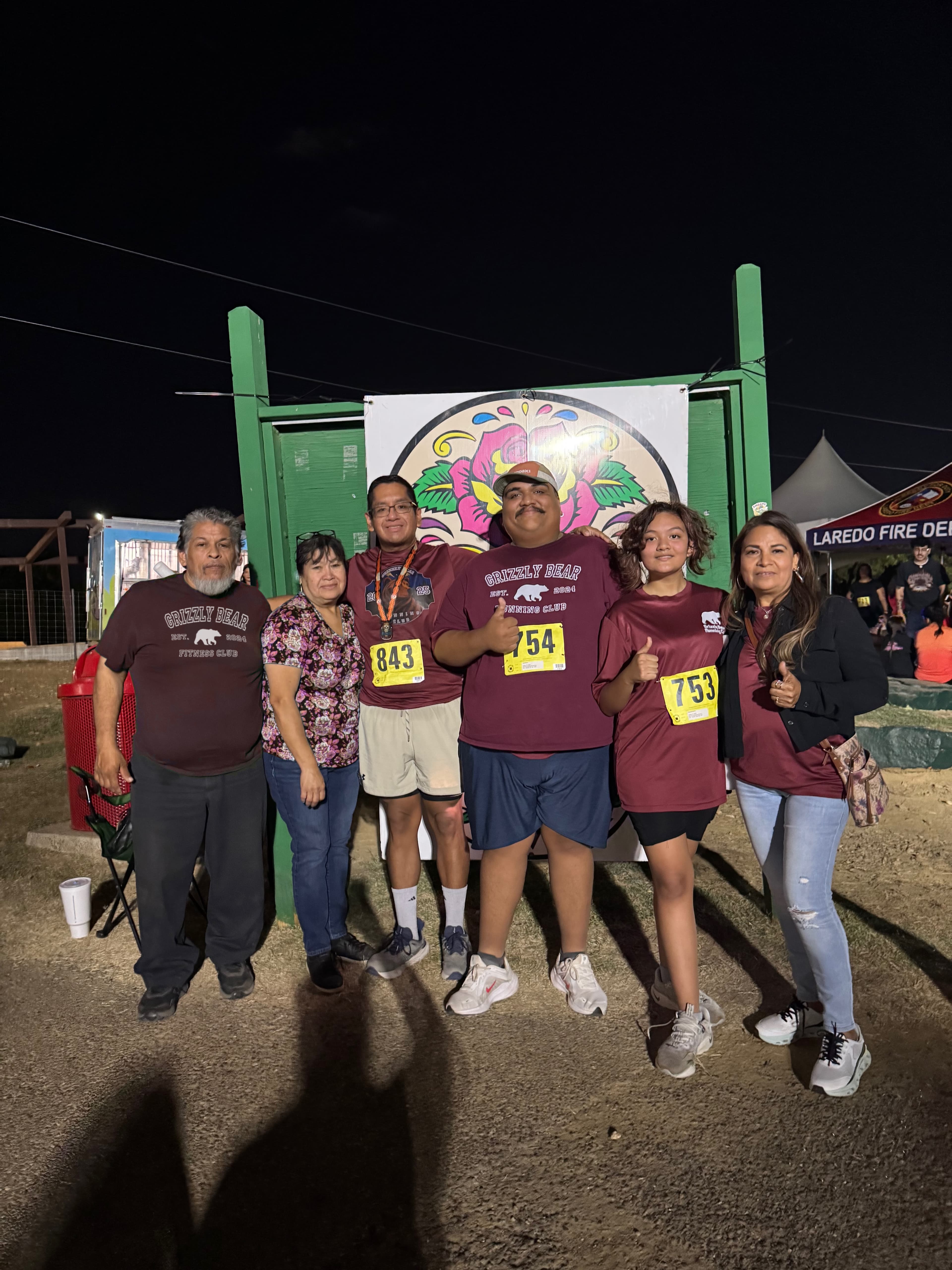 dia de lost muertos group photo