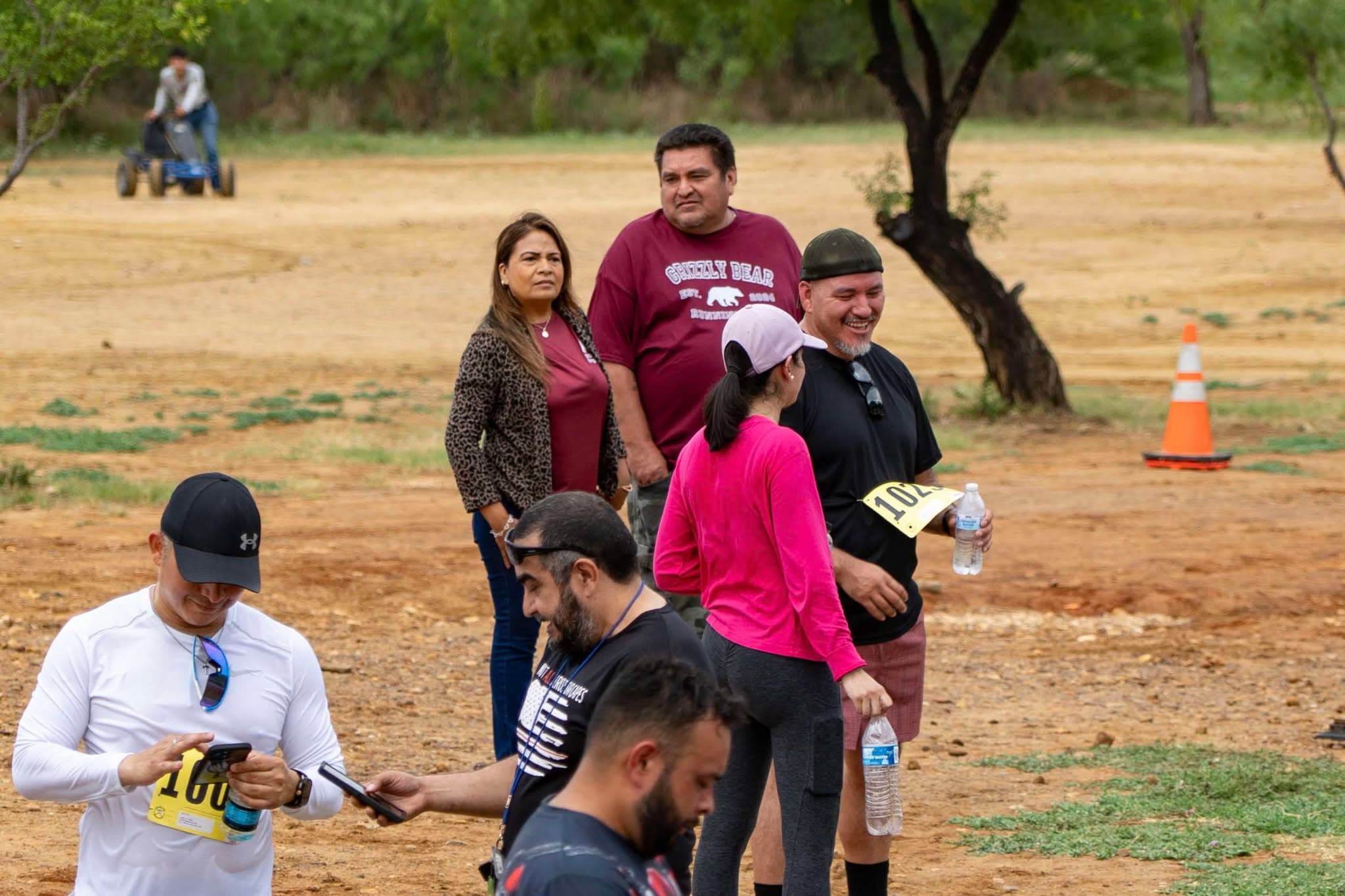 Family of runners together before the race